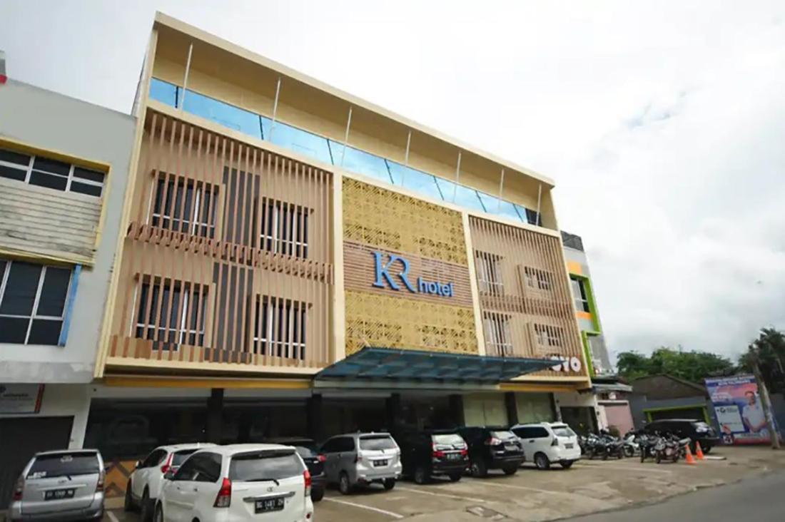 Twospaces Living At Kr Hotel Palembang Kültér fotó